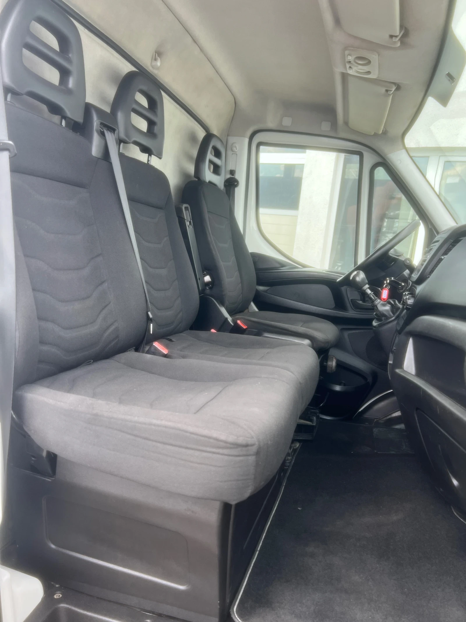 Iveco Daily 35c15 / Падащ борд / Б-категория, снимка 15 - Бусове и автобуси - 55594241