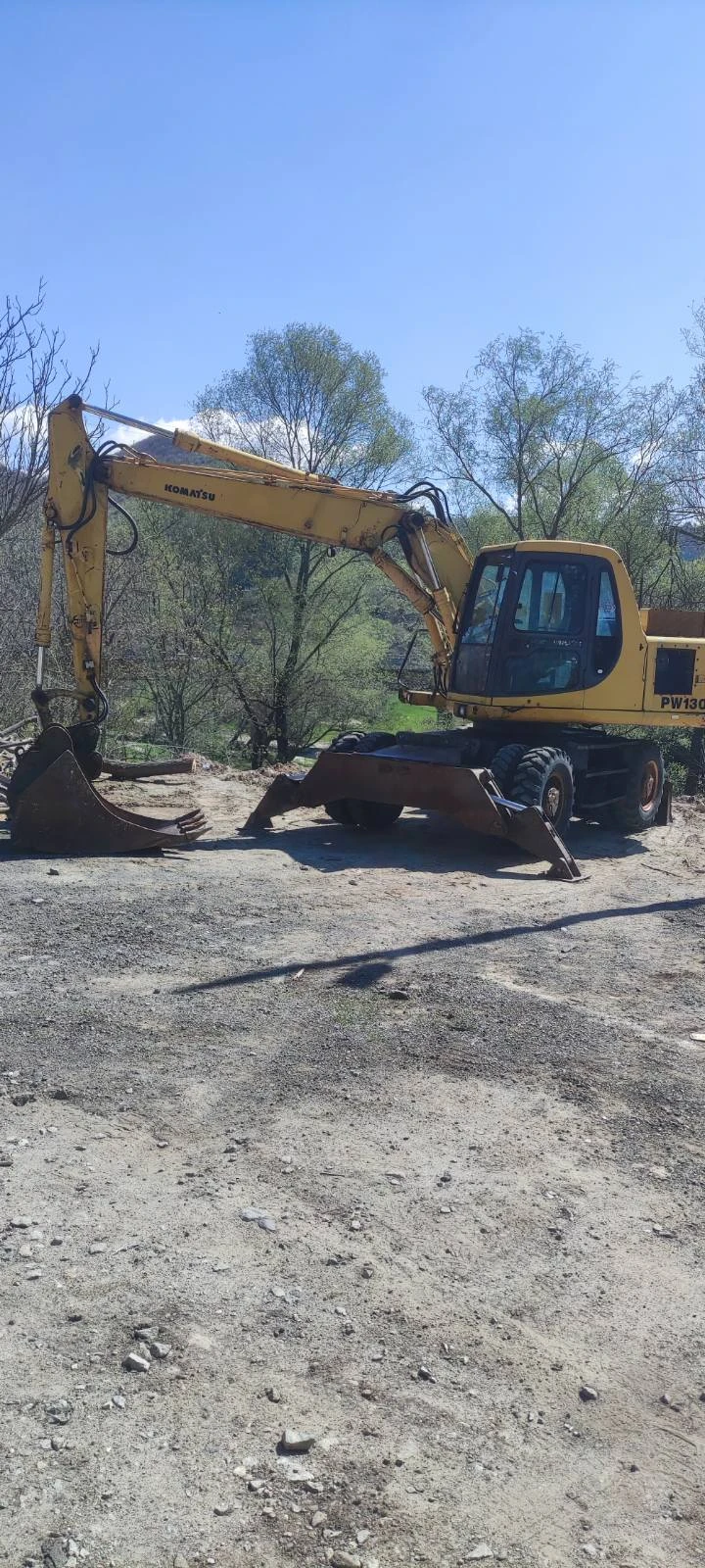 Багер Komatsu PW 130, снимка 5 - Индустриална техника - 54155861