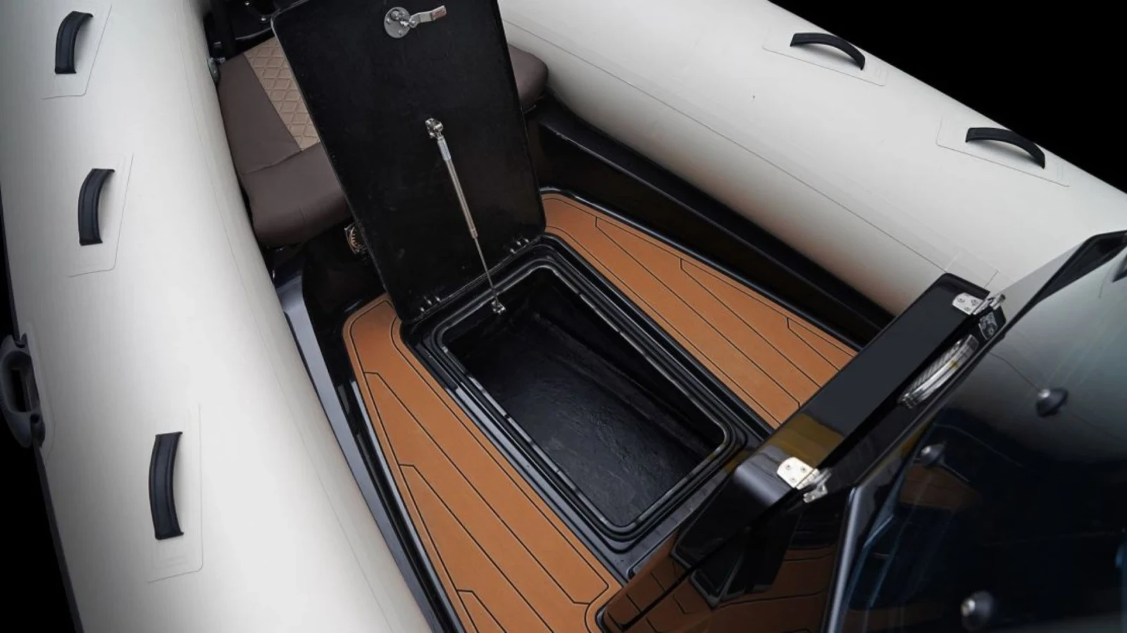 Надуваема лодка Brig N22, снимка 15 - Воден транспорт - 54360135