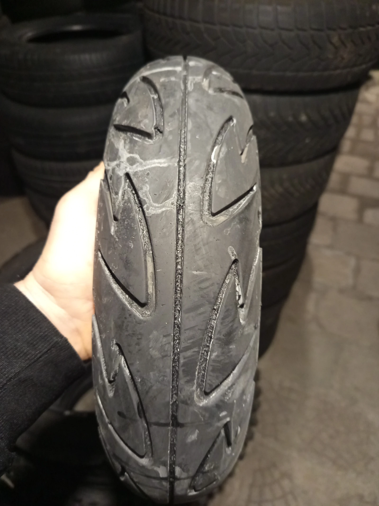 ���� 100/90 10 - | Mobile.bg � ����������� 1