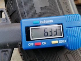 Гуми Зимни 235/55R19, снимка 7 - Гуми и джанти - 52699945