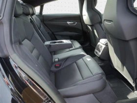 Audi E-Tron GT QUATTRO / PANO / VIRTUAL COCKPIT / CAMERA, снимка 16