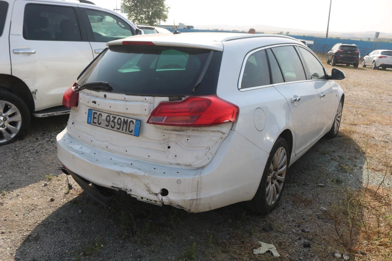 Opel Insignia 2.0 CDTI, снимка 7 - Автомобили и джипове - 41665256