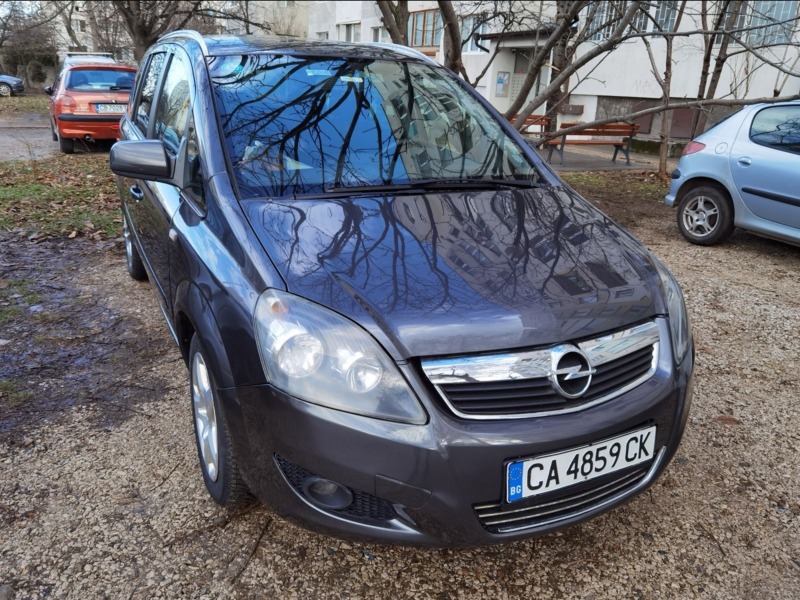 Opel Zafira B, снимка 1 - Автомобили и джипове - 45851820