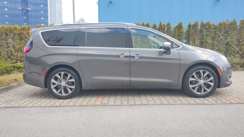 Chrysler Pacifica Limited full extri, снимка 4 - Автомобили и джипове - 47094034