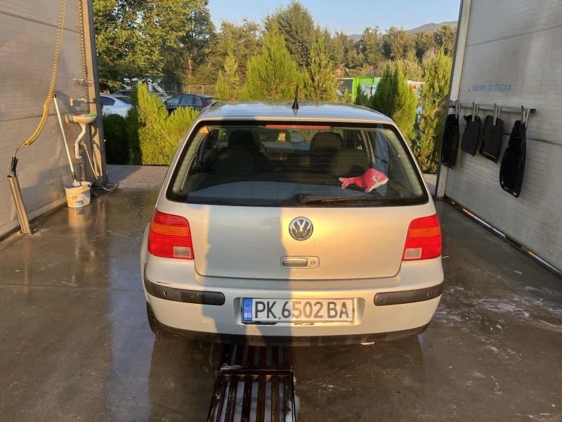 VW Golf, снимка 3 - Автомобили и джипове - 47241639