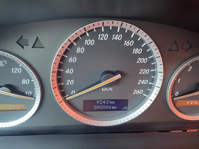 Mercedes-Benz C 220 CDI, снимка 7 - Автомобили и джипове - 47738741