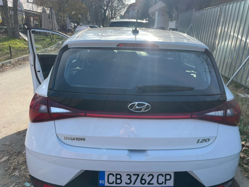 Hyundai I20 1.0 DCT ПЪРВИ СОБСТВЕНИК * Регистрирана * ЛИЗИНГ, снимка 3 - Автомобили и джипове - 48312185