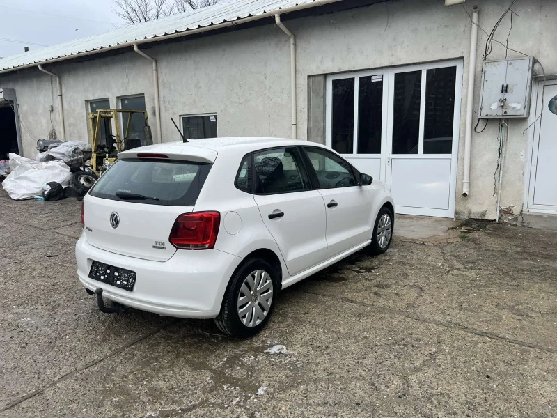 VW Polo 1.6 Tdi, снимка 7 - Автомобили и джипове - 49546526