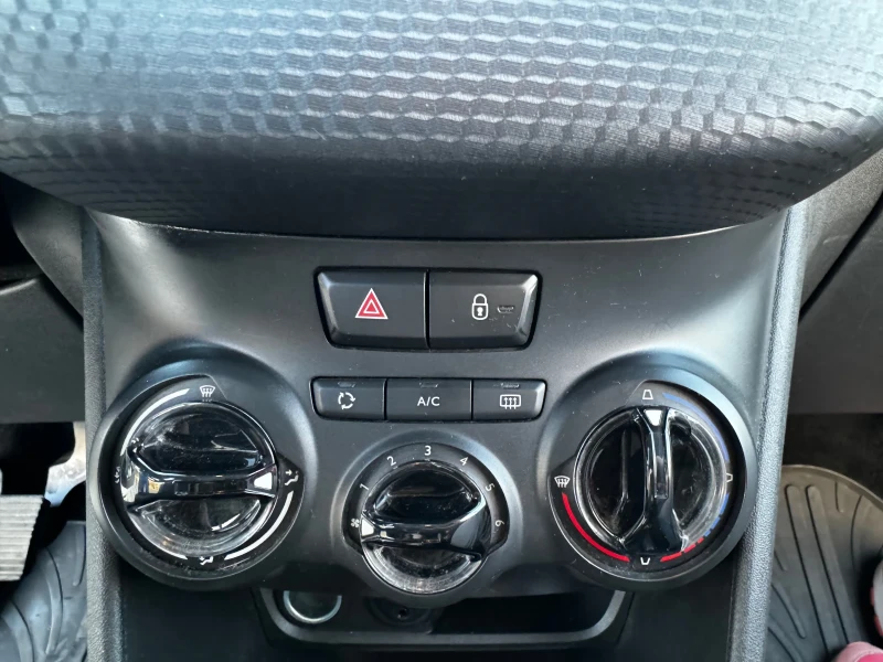 Peugeot 2008, снимка 6 - Автомобили и джипове - 52346892