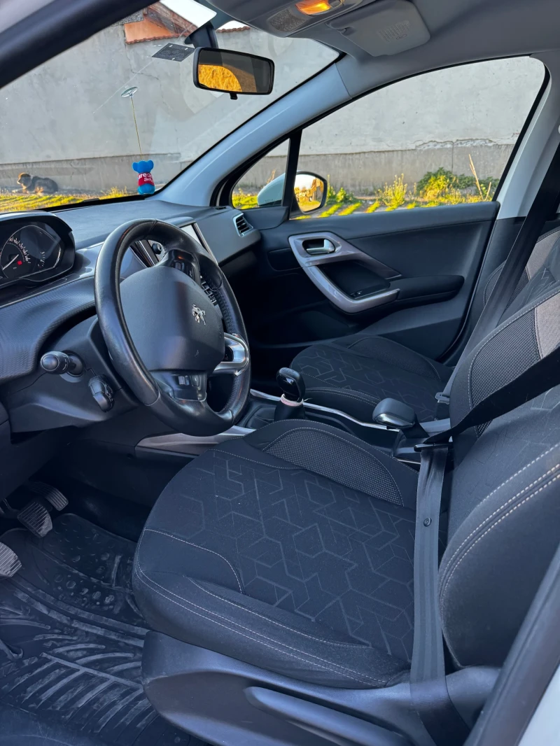 Peugeot 2008, снимка 3 - Автомобили и джипове - 52346892