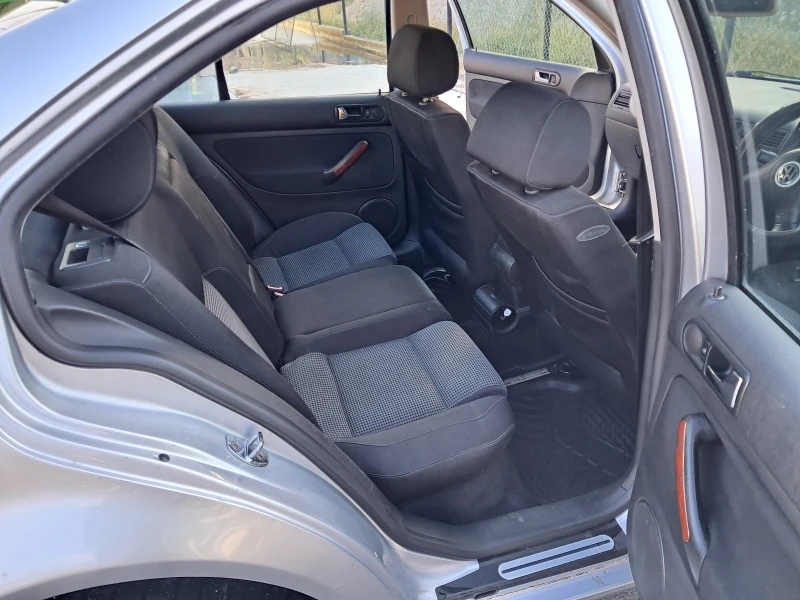 VW Bora, снимка 11 - Автомобили и джипове - 51955475