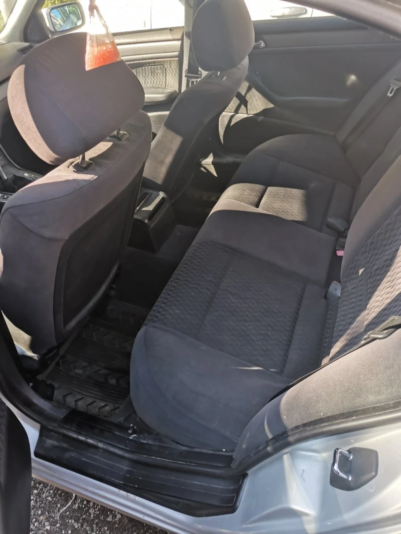 BMW 316, снимка 9 - Автомобили и джипове - 52106385