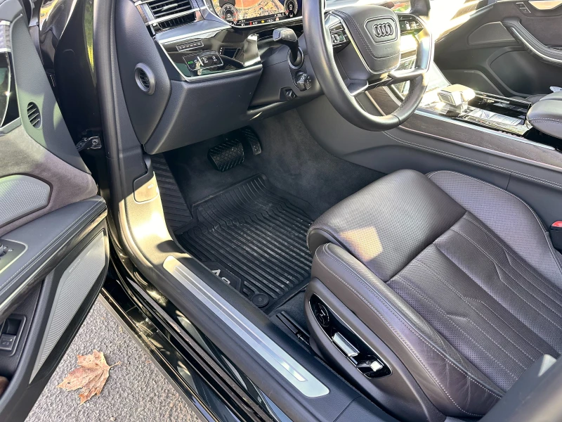 Audi A8 .Гаранция. ABSOLUT FULL CONFIGURATION, снимка 10 - Автомобили и джипове - 52570336