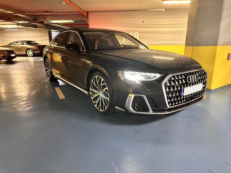 Audi A8 .Гаранция. ABSOLUT FULL CONFIGURATION, снимка 2 - Автомобили и джипове - 52570336