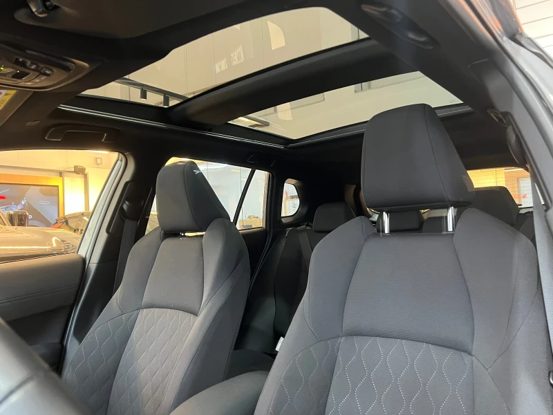 Toyota Corolla Cross Executive Plus 2.0 4x4, снимка 10 - Автомобили и джипове - 52884927