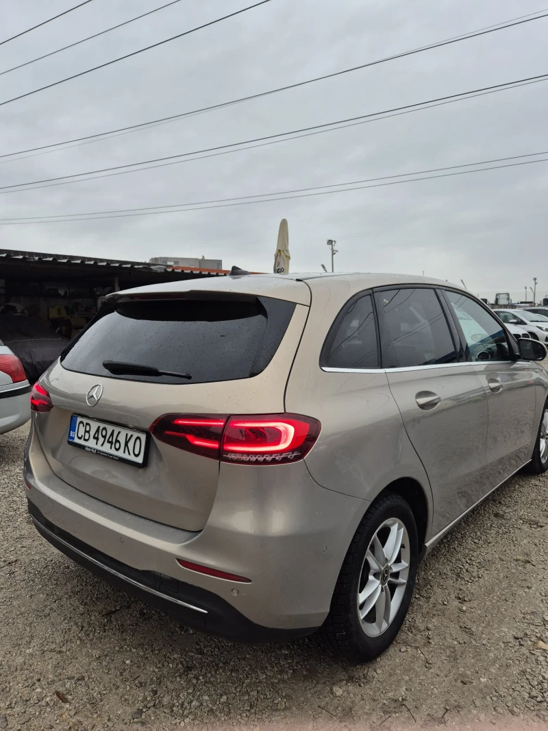 Mercedes-Benz C 180 Бартер🔝, снимка 5 - Автомобили и джипове - 52891056