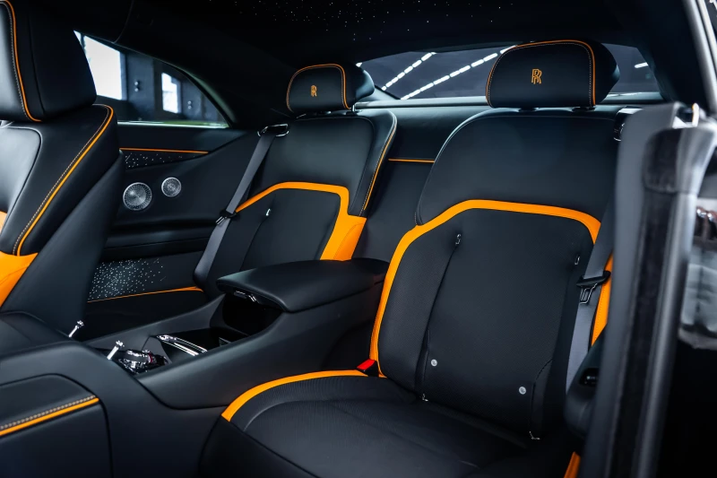 Rolls-Royce Spectre Crystal SOE* Starlight, снимка 16 - Автомобили и джипове - 52935656