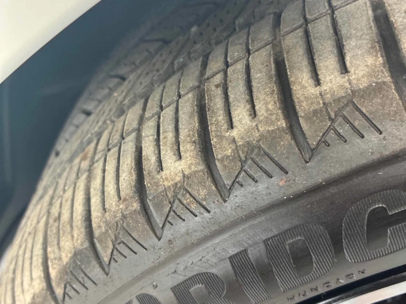 Mercedes-Benz C 300 2023 * CARFAX * БЕЗ ПЪРВОНАЧАЛНА ВНОСКА, снимка 14 - Автомобили и джипове - 53181206