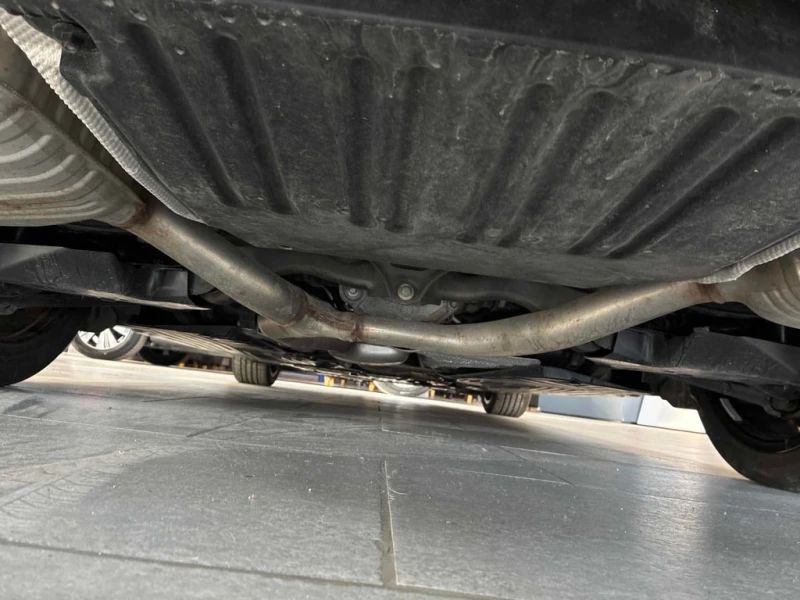 Mercedes-Benz C 300 2023 * CARFAX * БЕЗ ПЪРВОНАЧАЛНА ВНОСКА, снимка 17 - Автомобили и джипове - 53181206