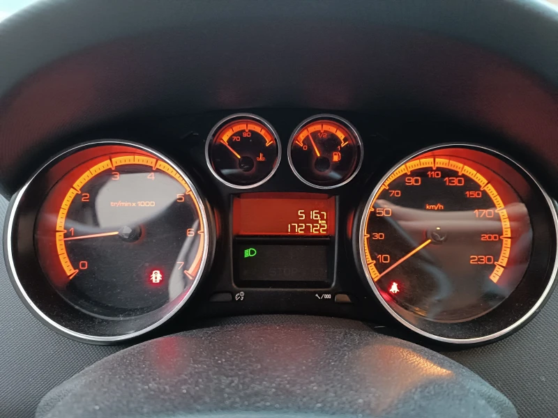 Peugeot 308 1.6  i VTi, снимка 13 - Автомобили и джипове - 53213451
