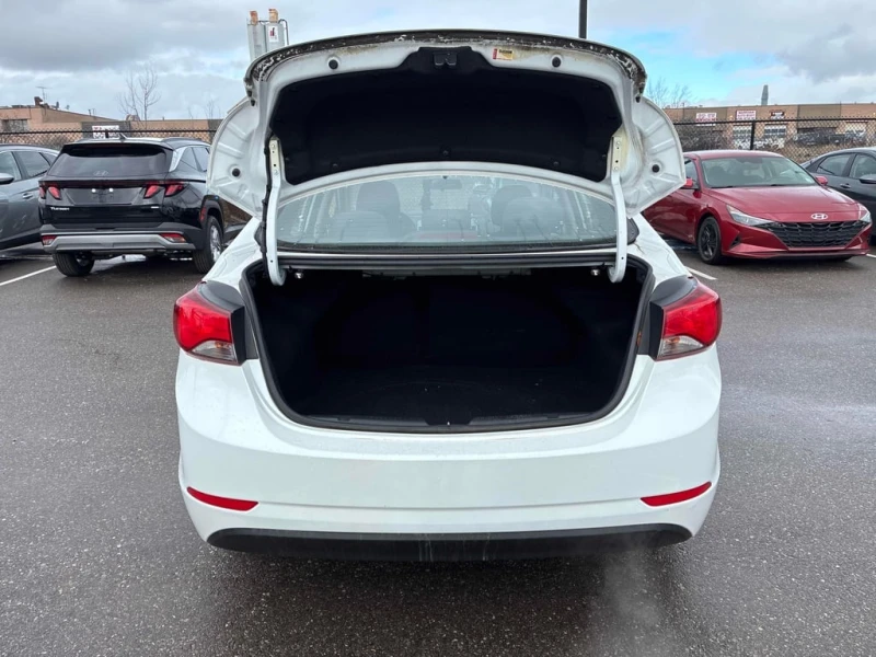 Hyundai Elantra * GL * CARFAX * ЦЕНА ДО БГ, снимка 14 - Автомобили и джипове - 53261477