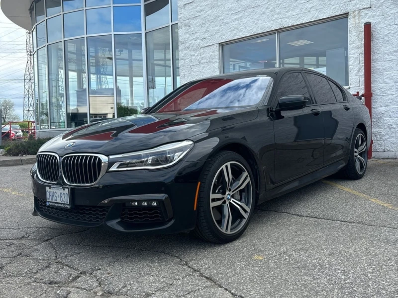 BMW 750 750i xDrive  CARFAX