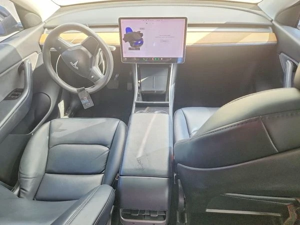 Tesla Model Y, снимка 9 - Автомобили и джипове - 56104329
