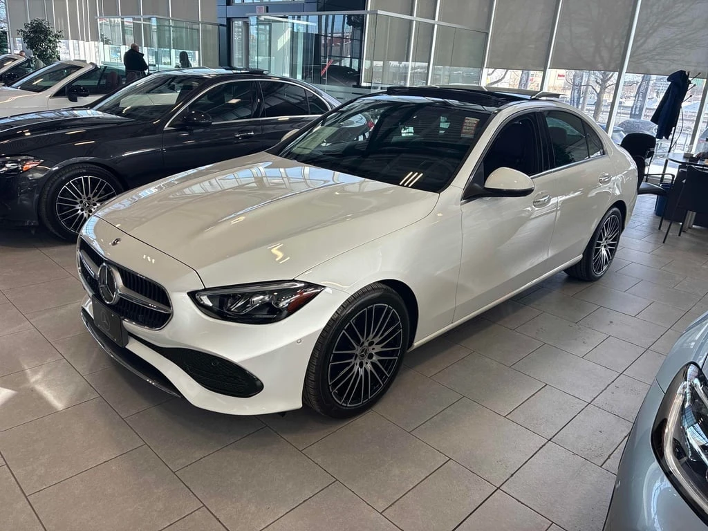 Mercedes-Benz C 300 2023 * CARFAX * БЕЗ ПЪРВОНАЧАЛНА ВНОСКА, снимка 1