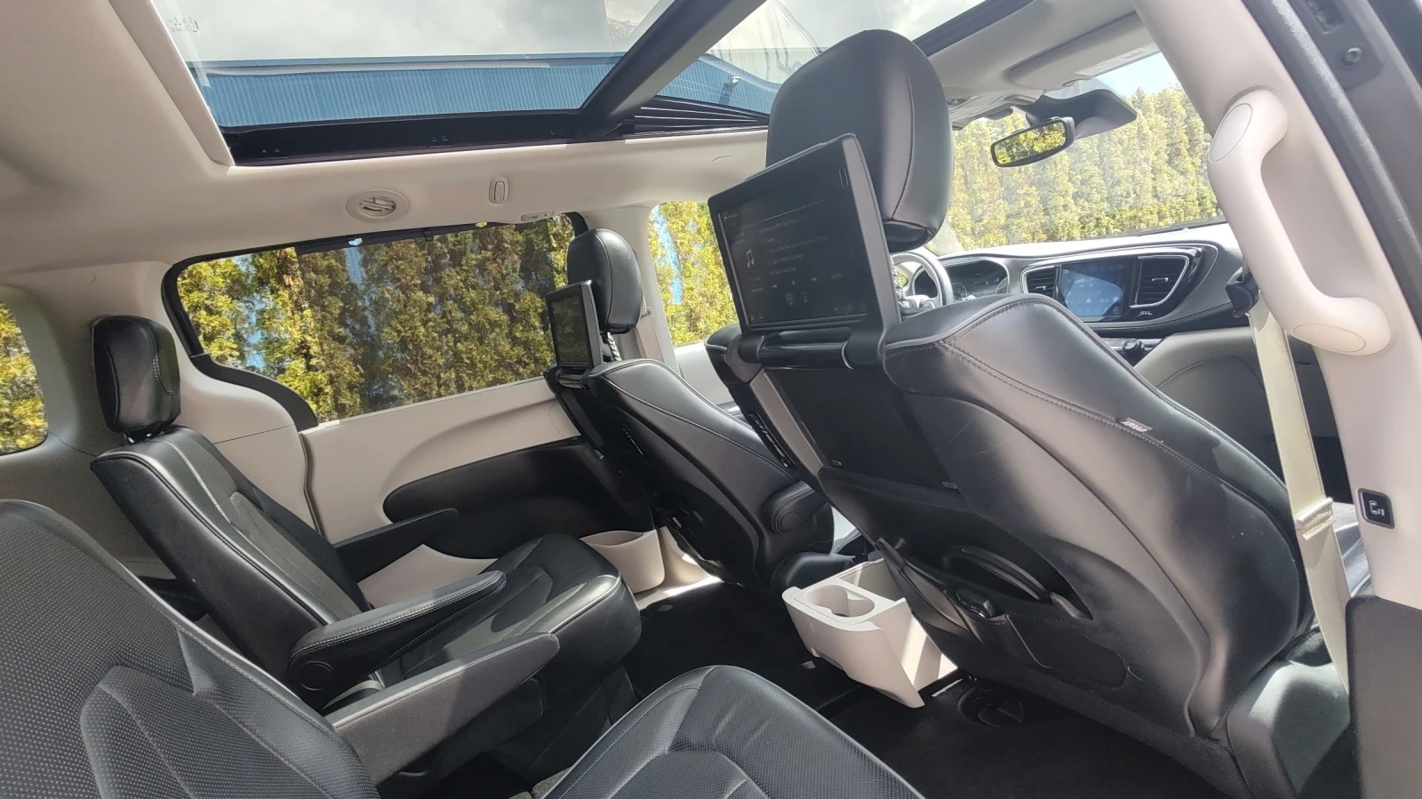 Chrysler Pacifica Limited full extri | Mobile.bg — изображение 12