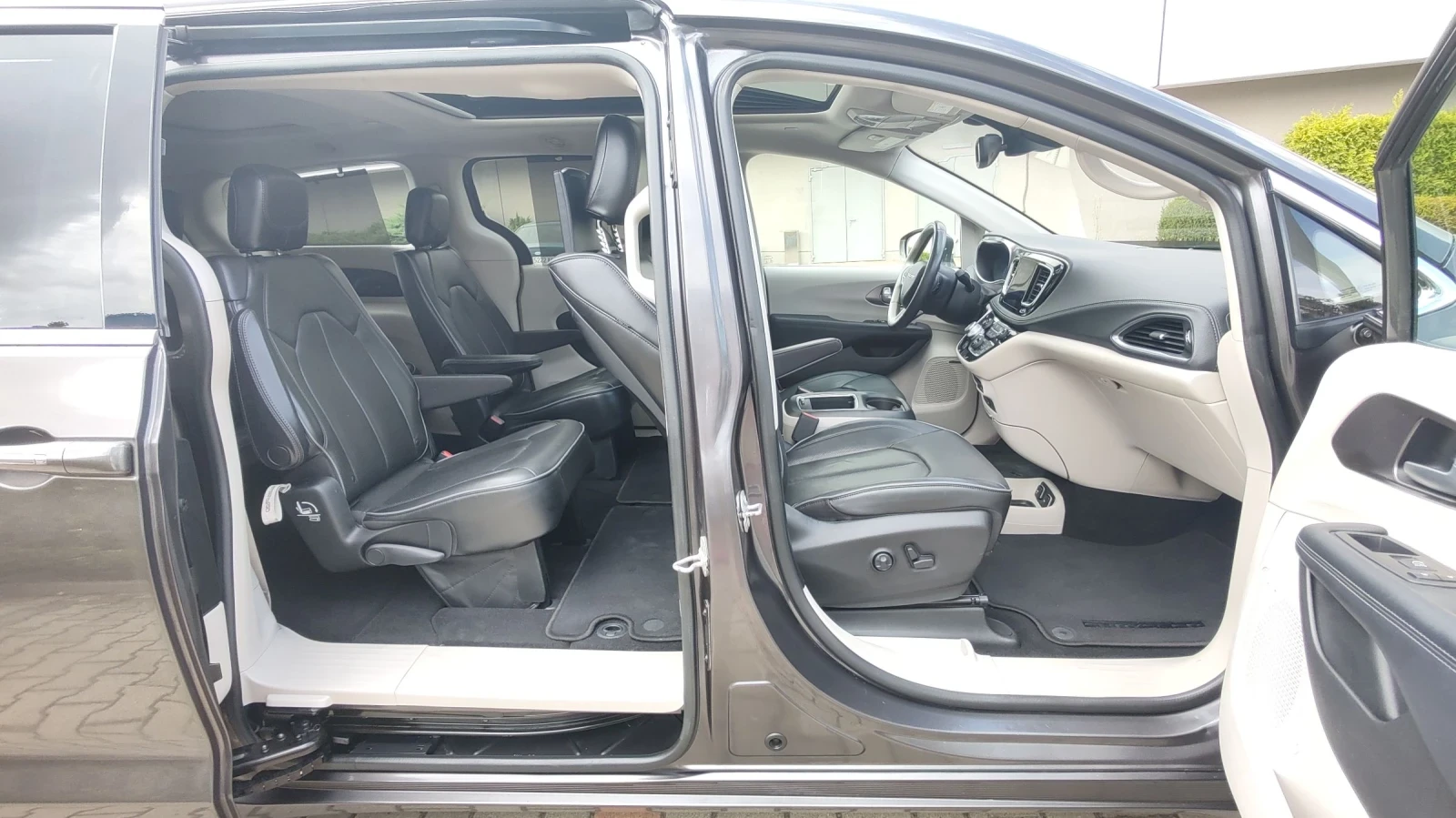 Chrysler Pacifica Limited full extri | Mobile.bg — изображение 17