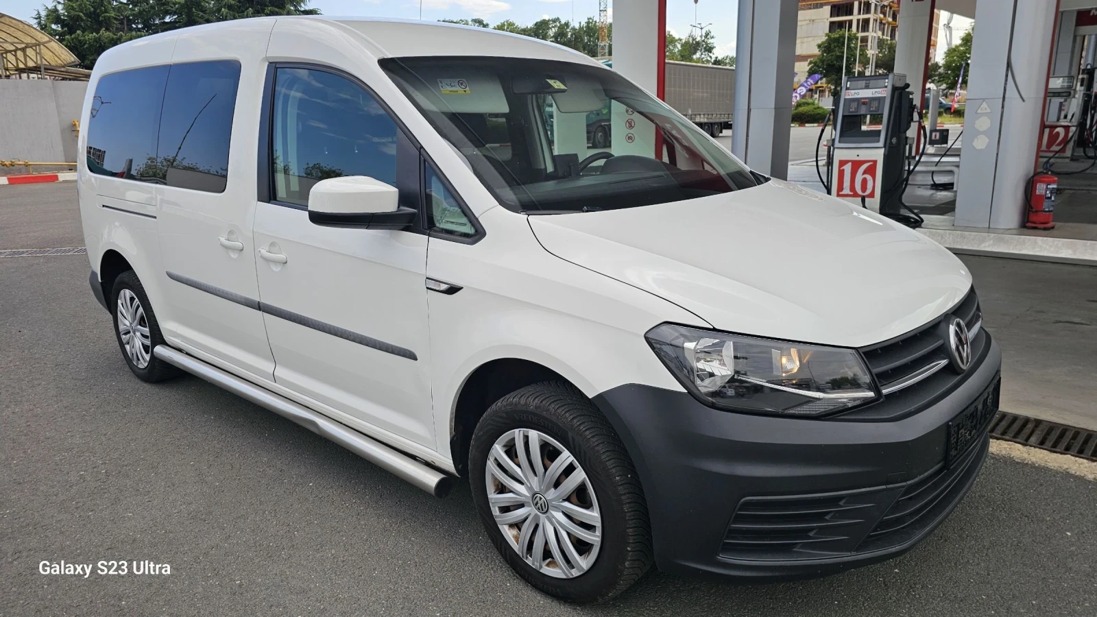 VW Caddy 2.0 TDI XXL - 2бр. - изображение 2