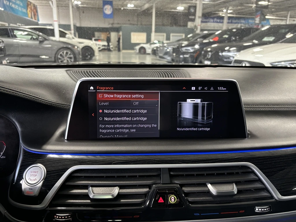 BMW 750 xDrive | Mobile.bg   13