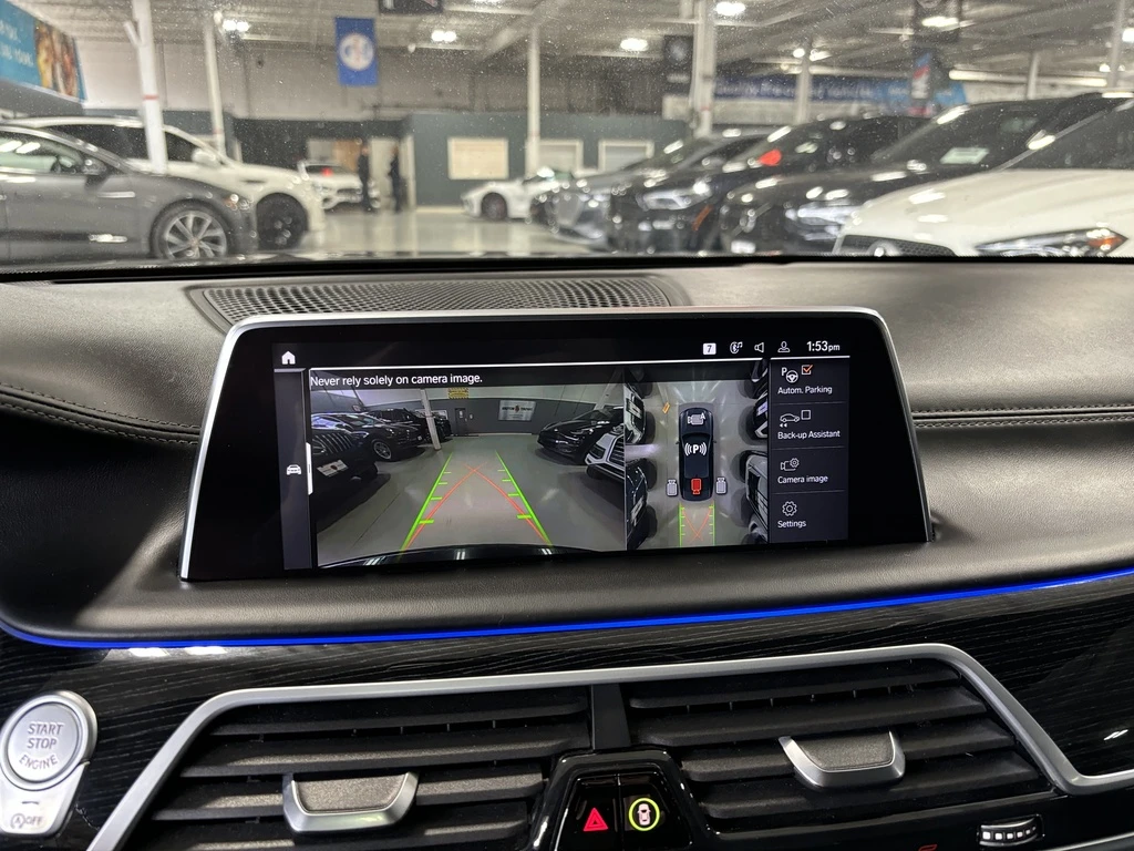 BMW 750 xDrive | Mobile.bg   12