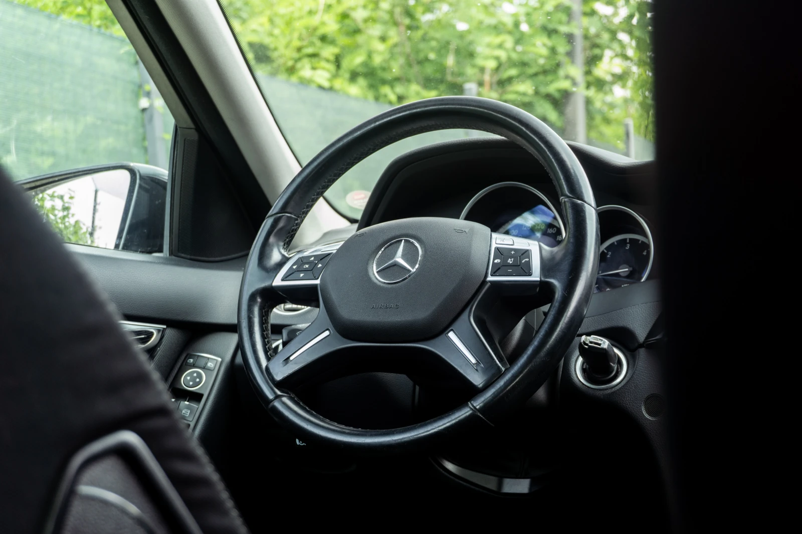 Mercedes-Benz C 220 CDI - АВТОМАТИК - РЕАЛНИ КИЛОМЕТРИ - 6М ГАРАНЦИЯ  - изображение 9