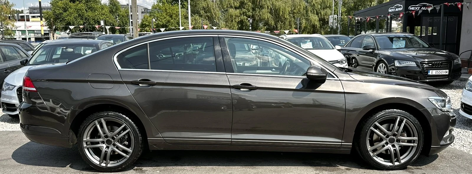 VW Passat 2.0TDI 150HP NAVI EURO6B - изображение 4