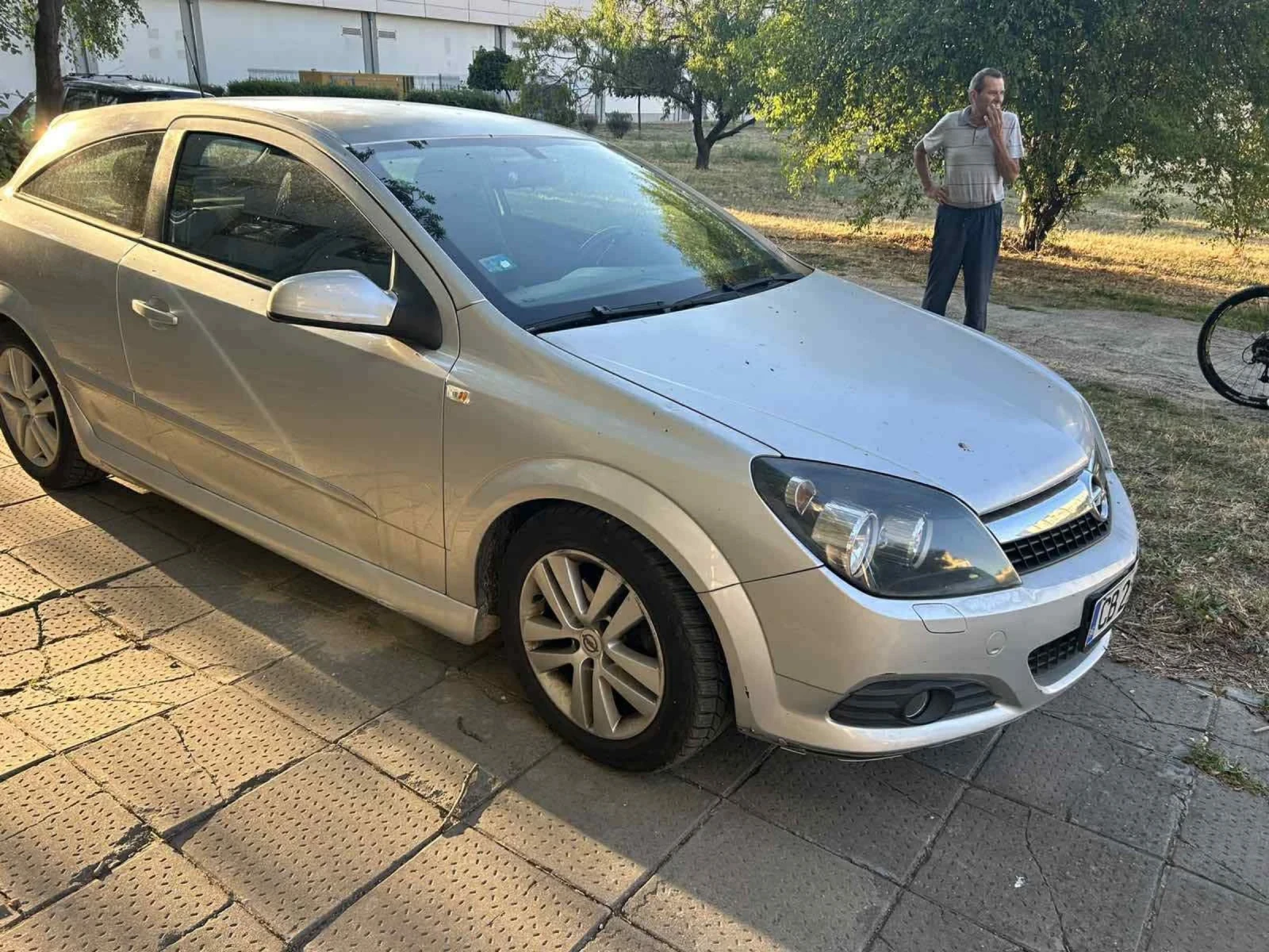 Opel Astra GTC 1, 4i ГАЗ - изображение 2