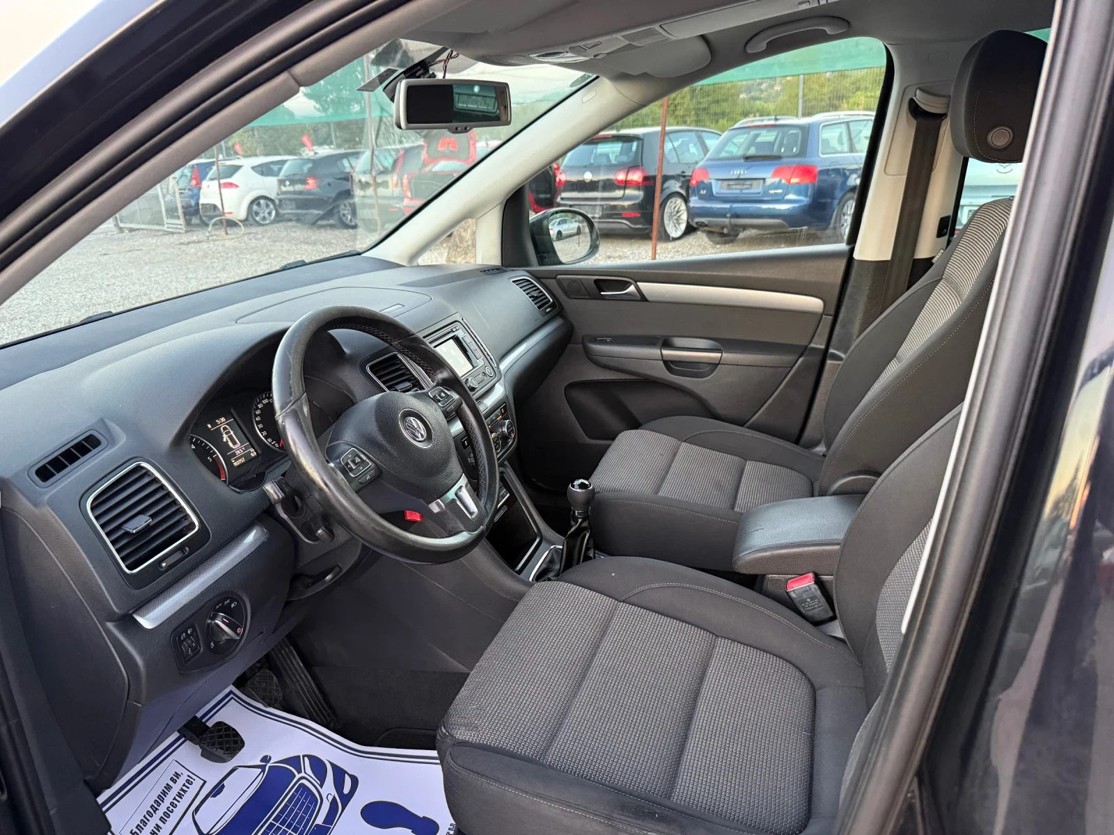 VW Sharan 2.0TDI-140PS-НАВИ-ЕЛ.ВРАТИ - изображение 9