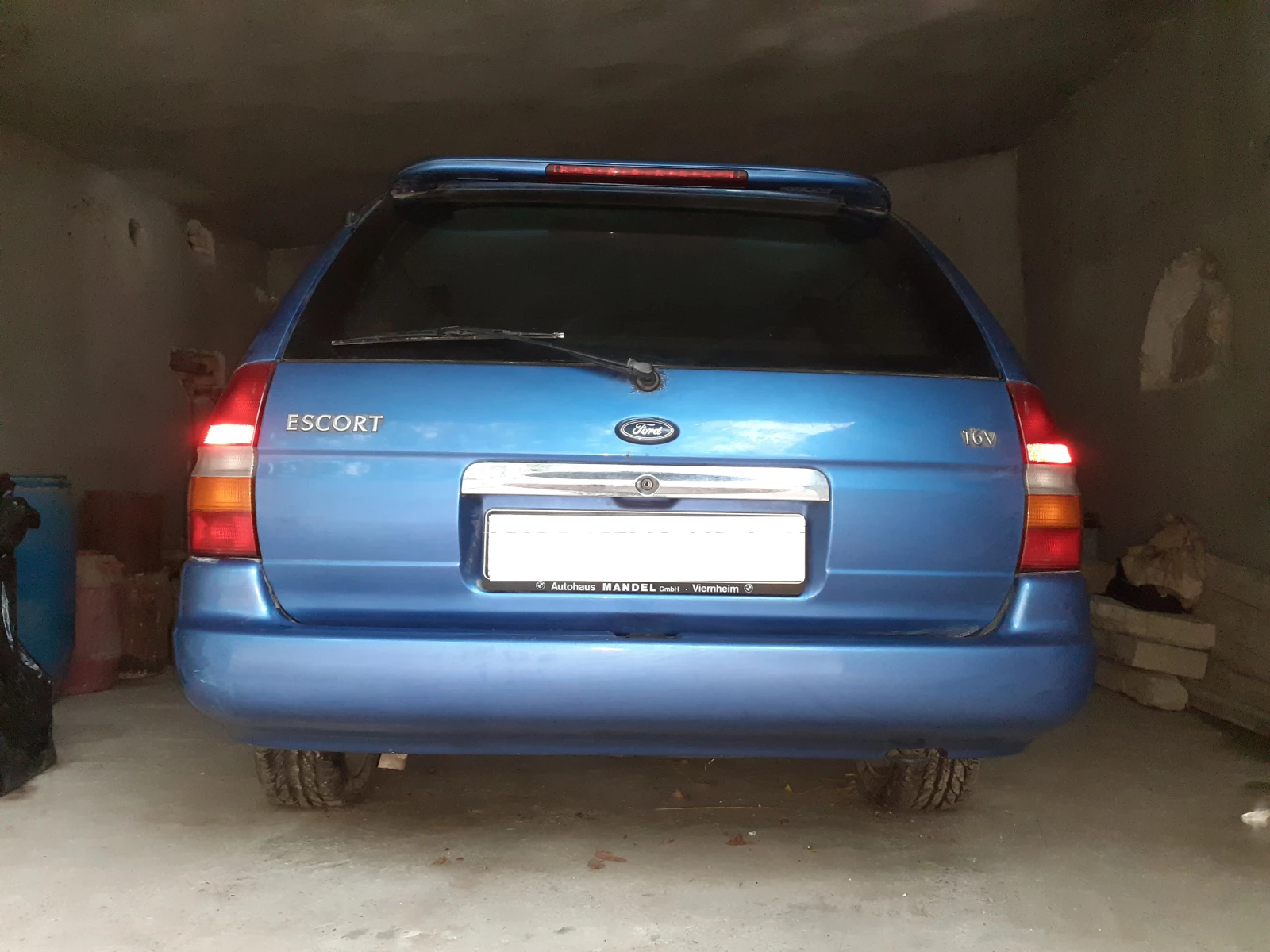 Ford Escort Turnier 16V Ghia - изображение 4