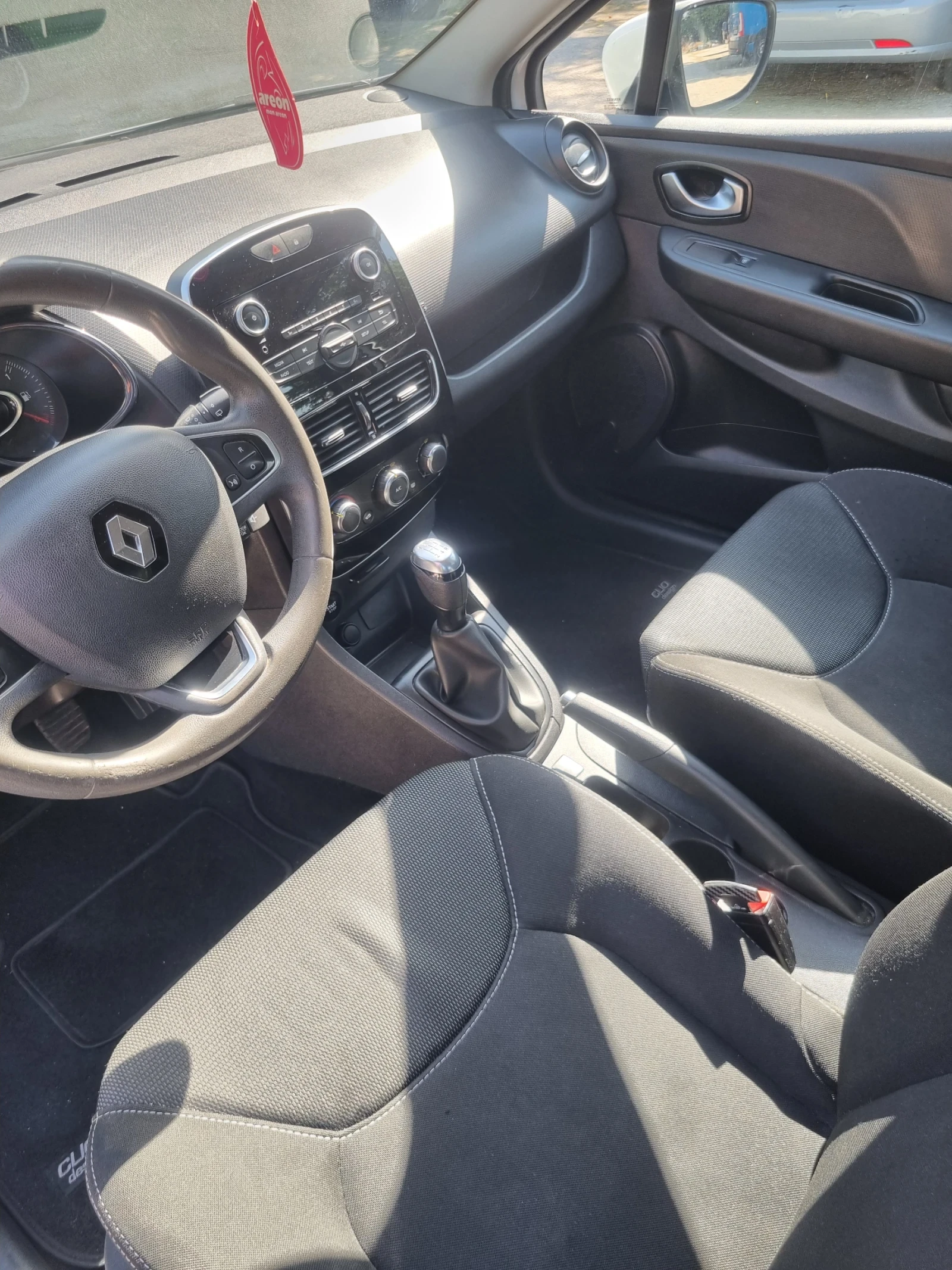 Renault Clio  - изображение 7