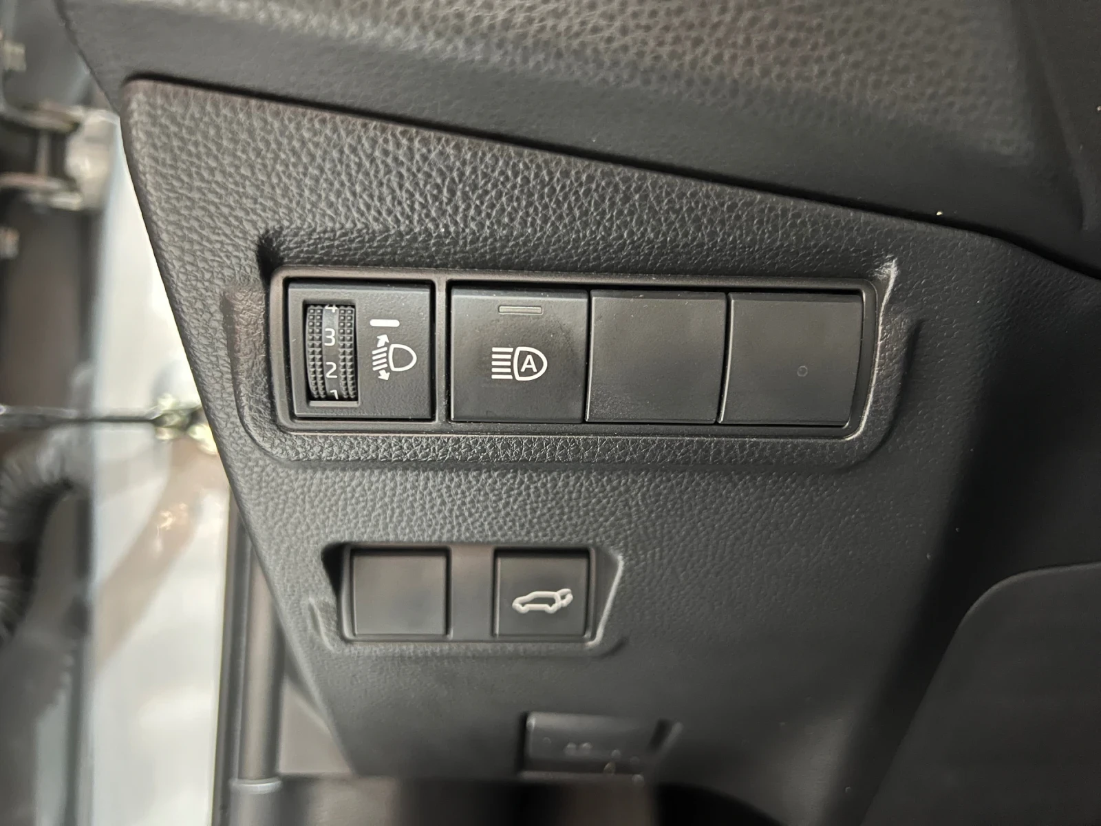 Toyota Corolla Cross Executive Plus 2.0 4x4 | Mobile.bg � ����������� 12