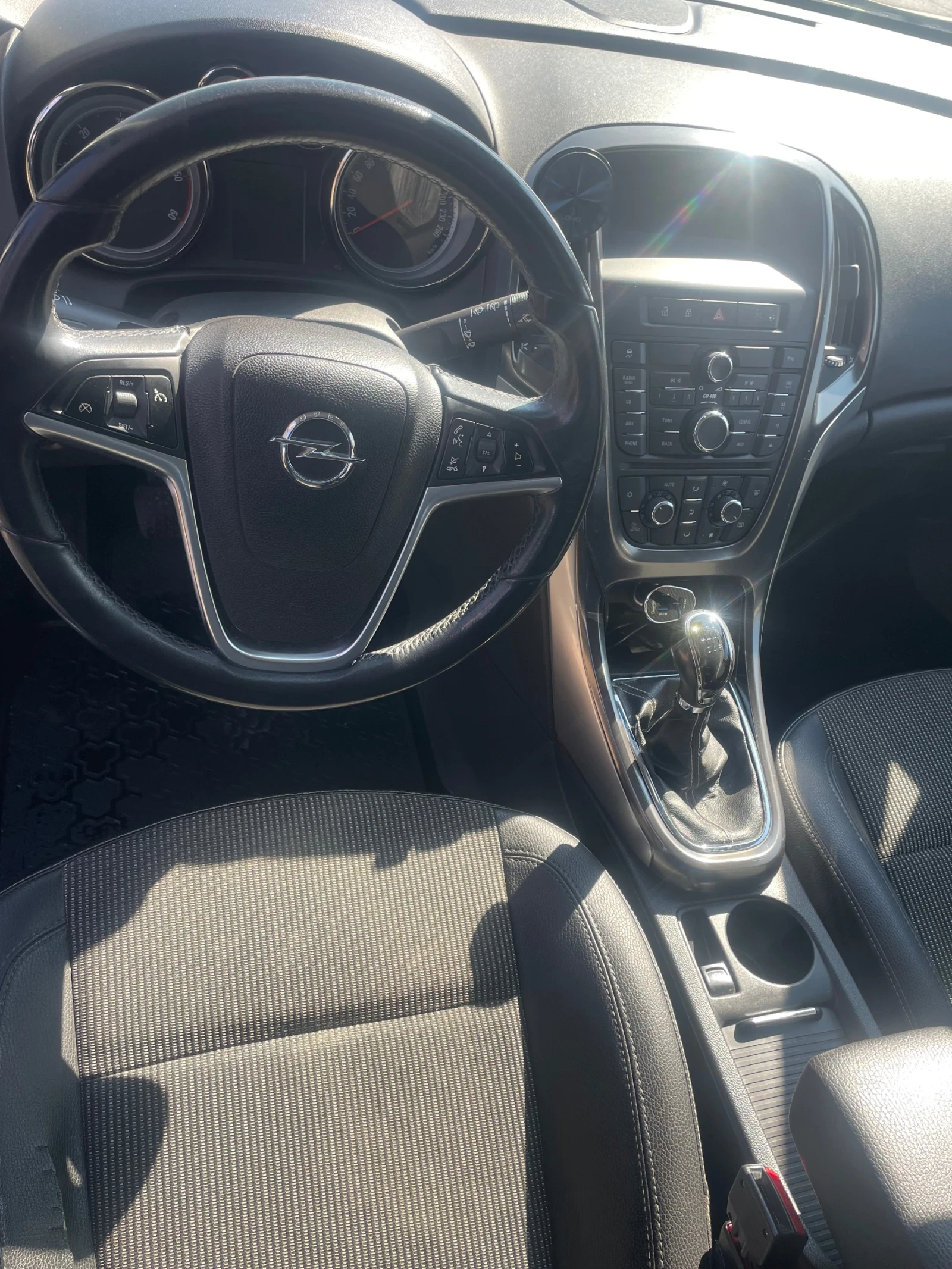 Opel Astra Astra J, снимка 10 - Автомобили и джипове - 53734021