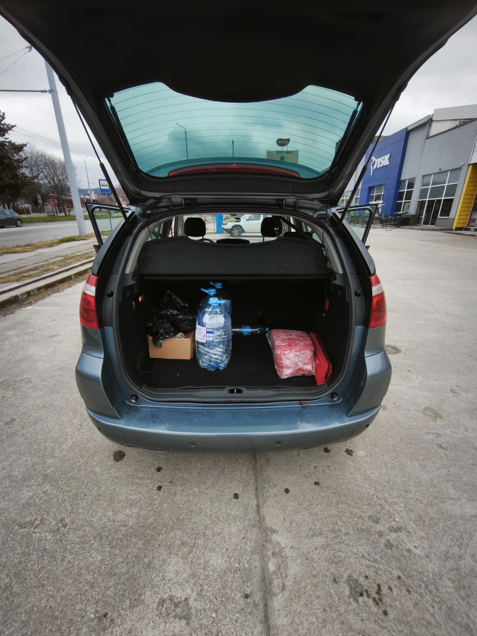 Citroen C4 Picasso, снимка 14 - Автомобили и джипове - 54074400