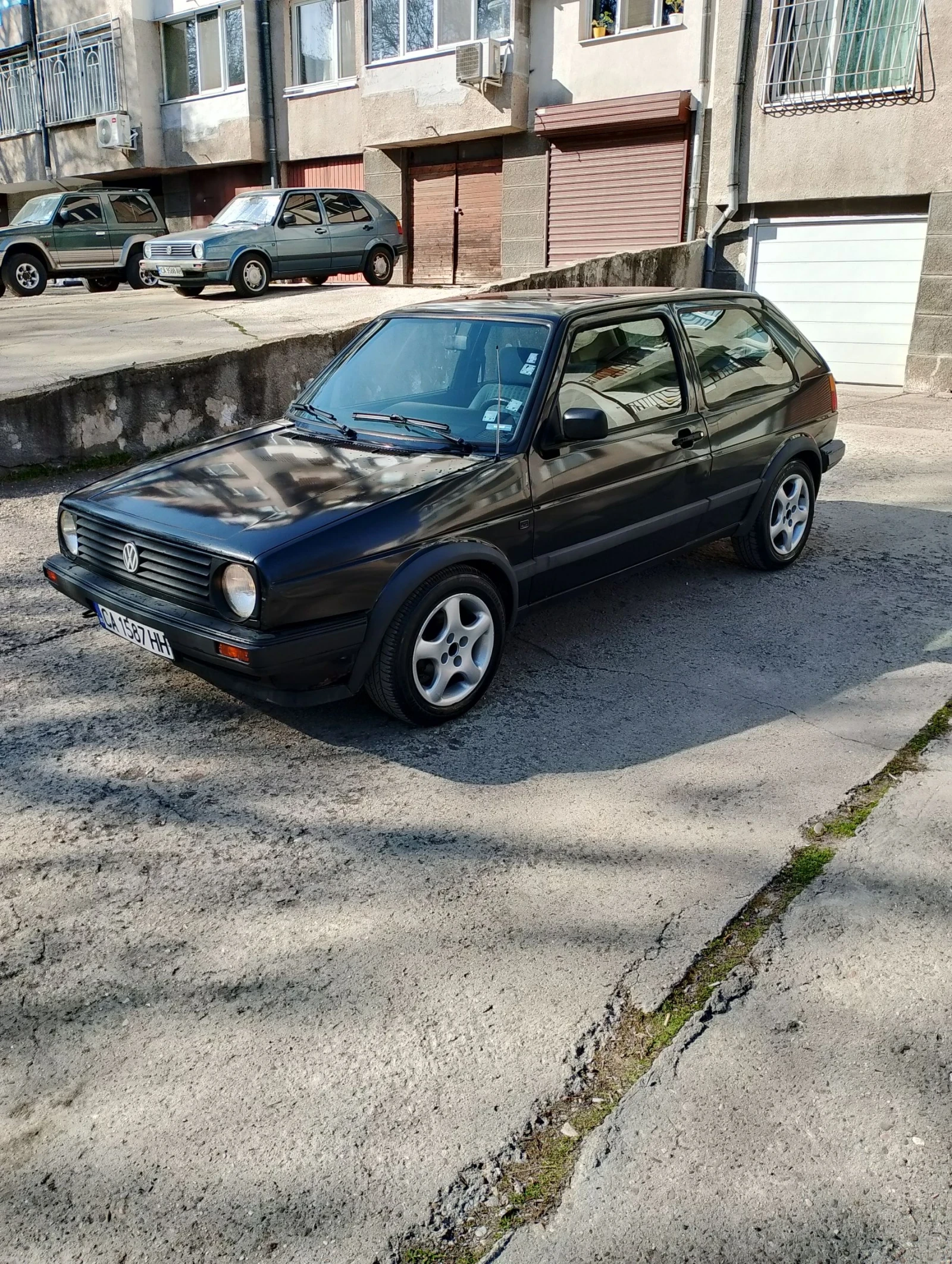 VW Golf 1.8 автоматик ! хидравлика ! , снимка 3 - Автомобили и джипове - 54100858