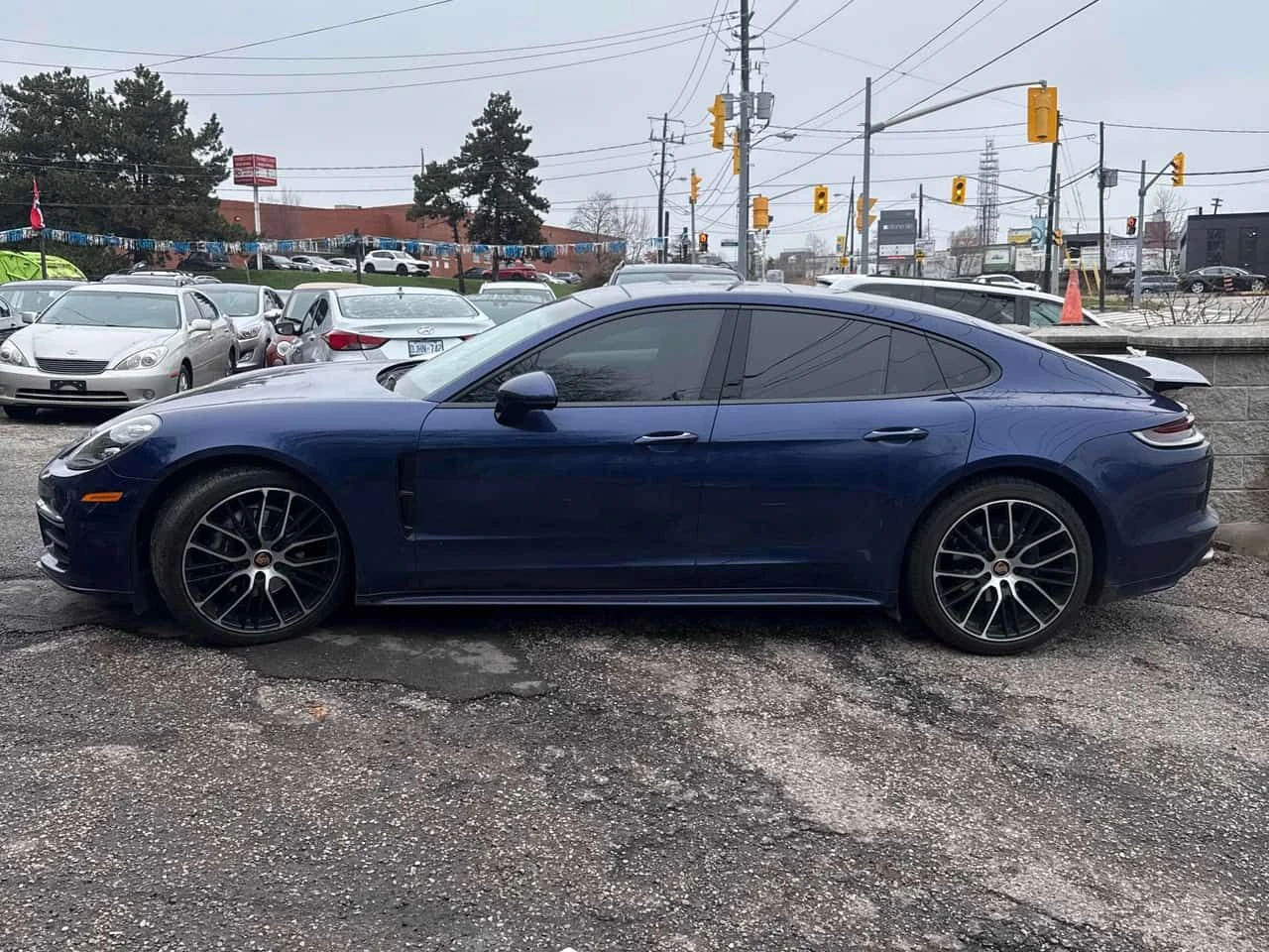 Porsche Panamera * 4 AWD * CARFAX * Обдухване * Два ключа * , снимка 2 - Автомобили и джипове - 54210093
