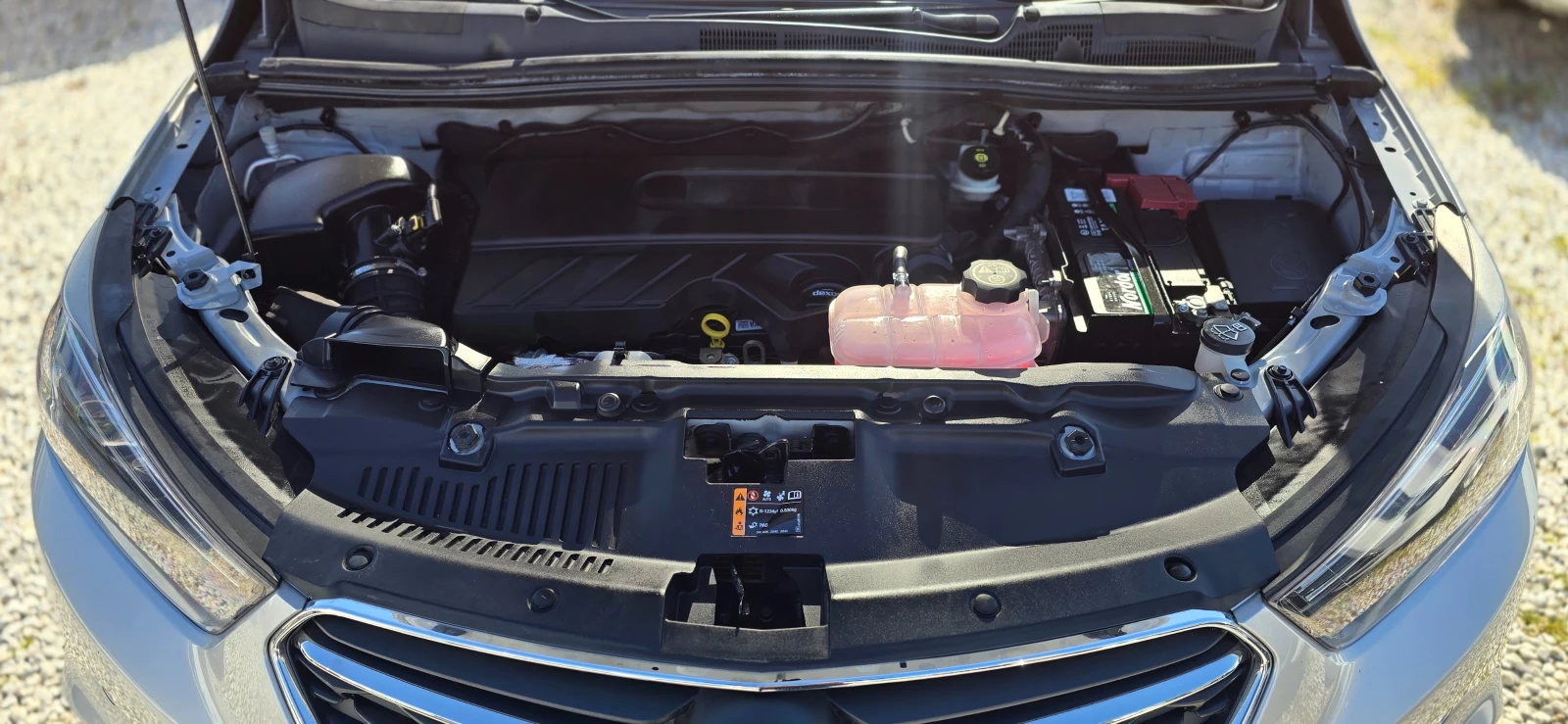 Opel Mokka X 1.6 ECOTEC WIRELESS CAR PLAY/ANDROID AUTO 100%км, снимка 6 - Автомобили и джипове - 54308942