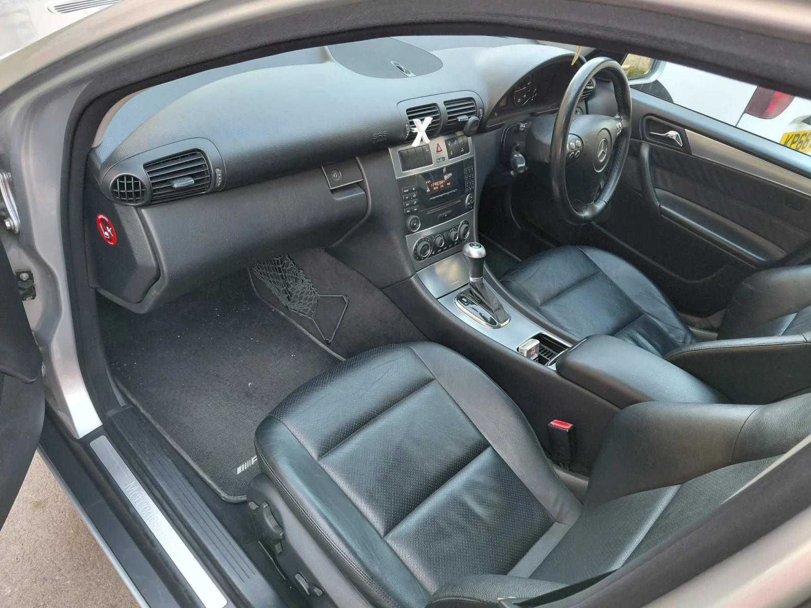 Mercedes-Benz C 270 2.7 CDI 177 к.с, снимка 7 - Автомобили и джипове - 54620875