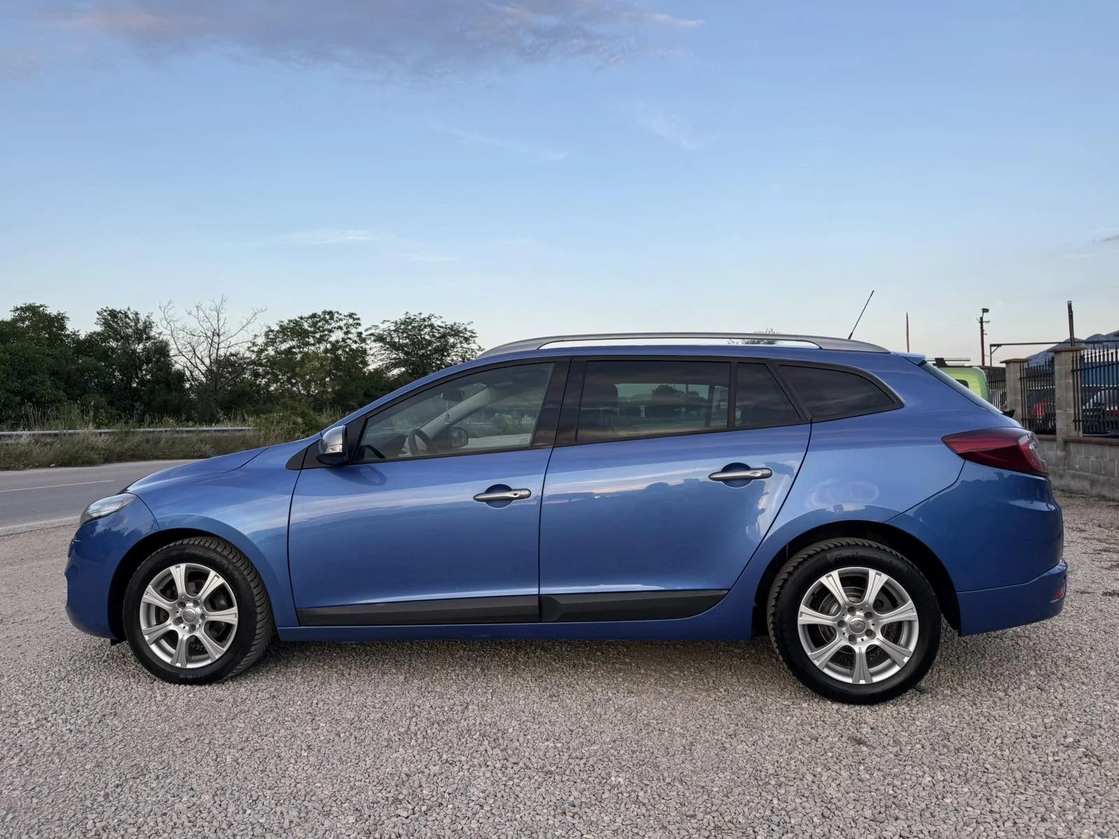 Renault Megane 1.9 DCI GT-LINE, снимка 7 - Автомобили и джипове - 54963613