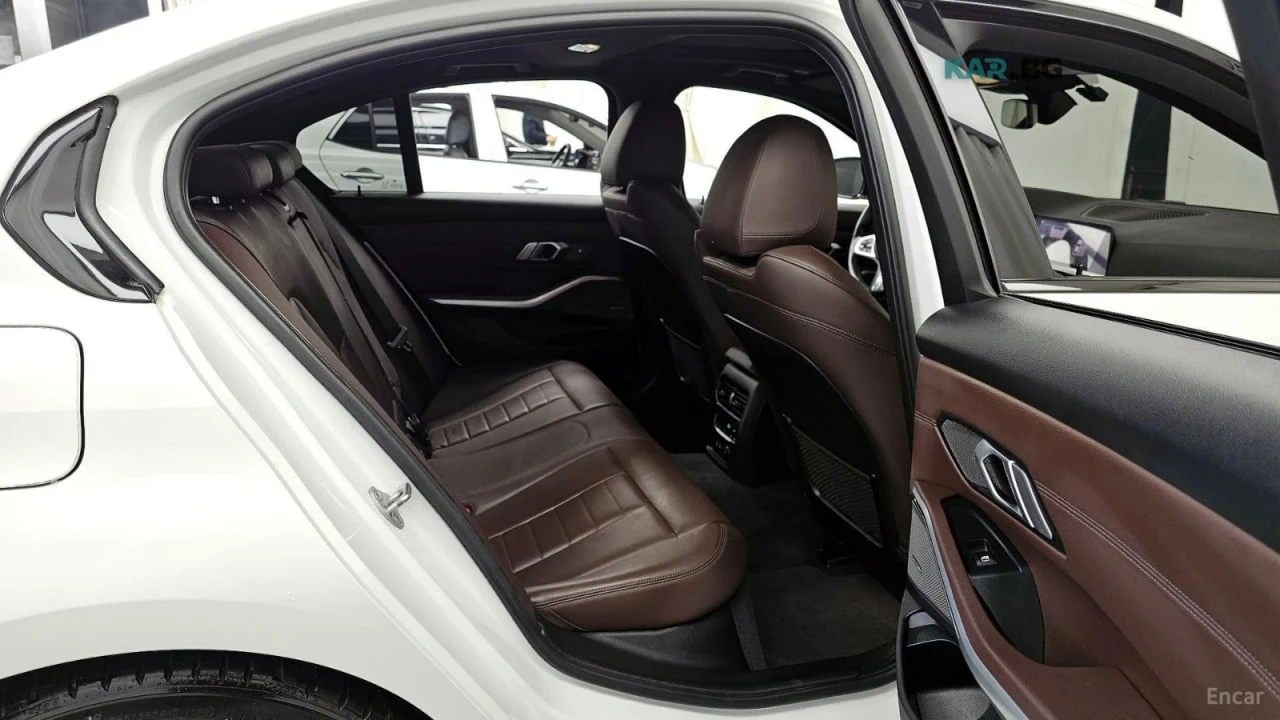 BMW 340 * ДИСТРОНИК * NIGHT VISION * 360 КАМЕРА * , снимка 15 - Автомобили и джипове - 55059512