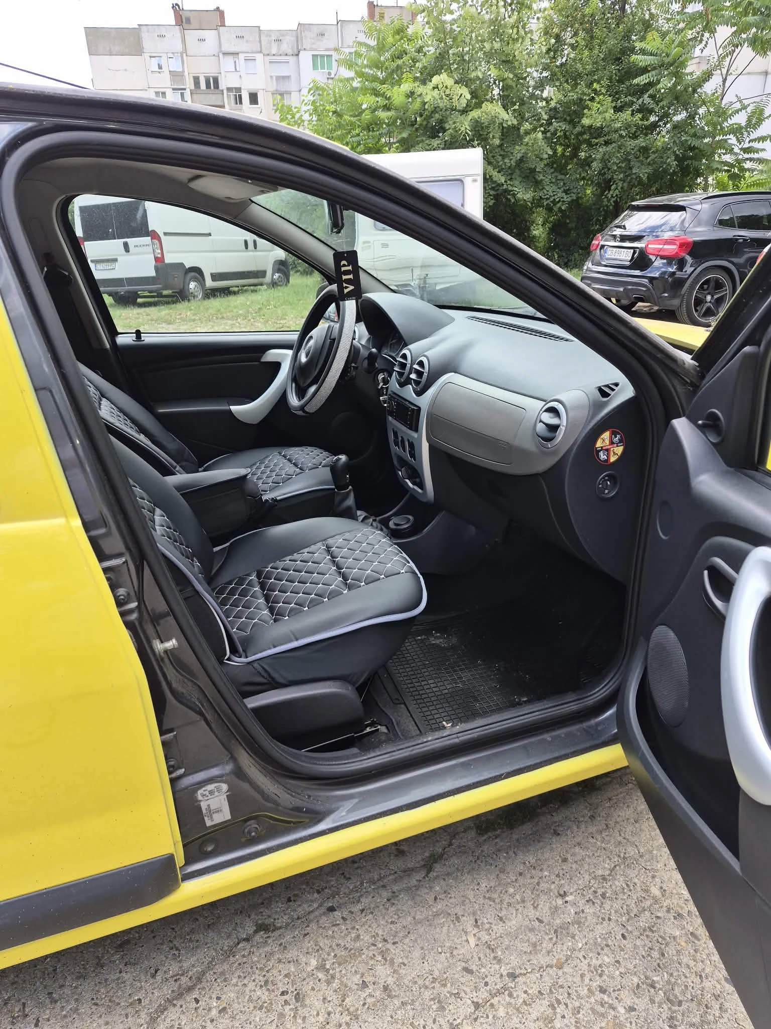 Dacia Sandero, снимка 6 - Автомобили и джипове - 55261463